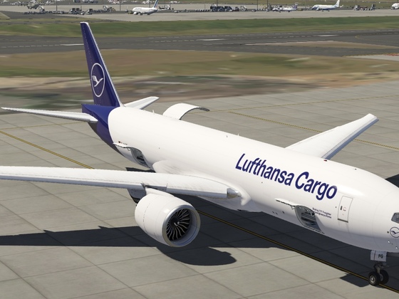 Lufthansa B777F waiting for departure at EDDH