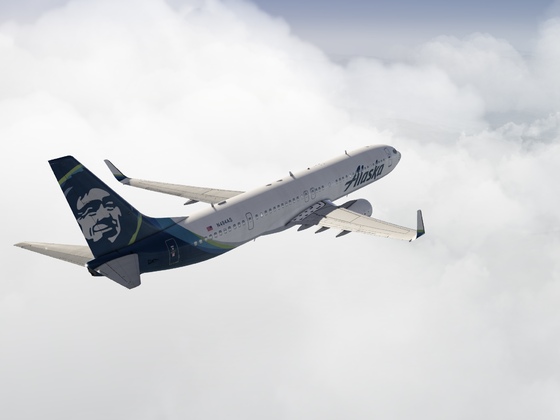 Alaska 737NG departure out of KLAX flight to KMHR Sacramento