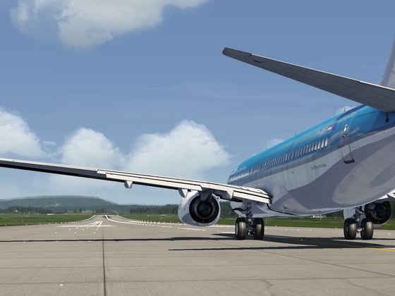 B737-900ER | LSZH - EHAM | Lineup on runway 32