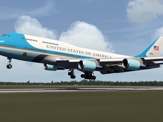 Airforce One Landing at Andrews